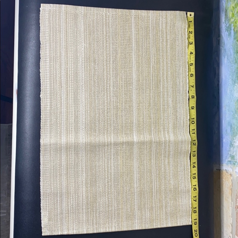Placemats cream with gold thread 4
